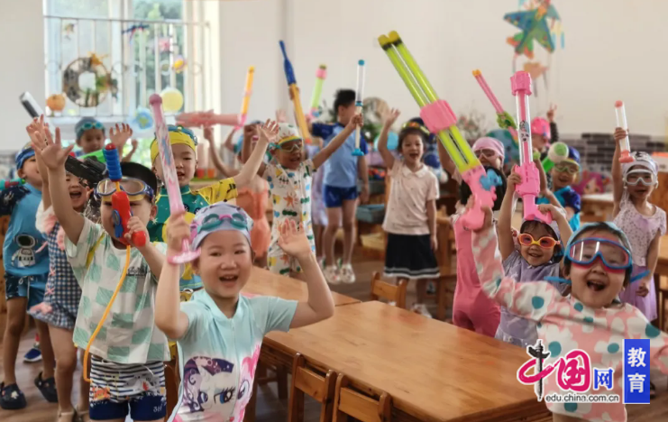 眉山市第一幼儿园“泡沫之夏”水上狂欢活动激情启幕